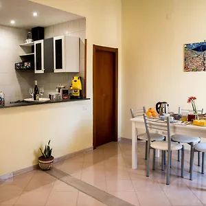 Castel Capuano Flat By Domusextra Nápoles