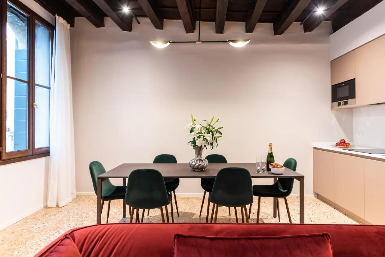 Palazzo Miracoli Apartments Venecia