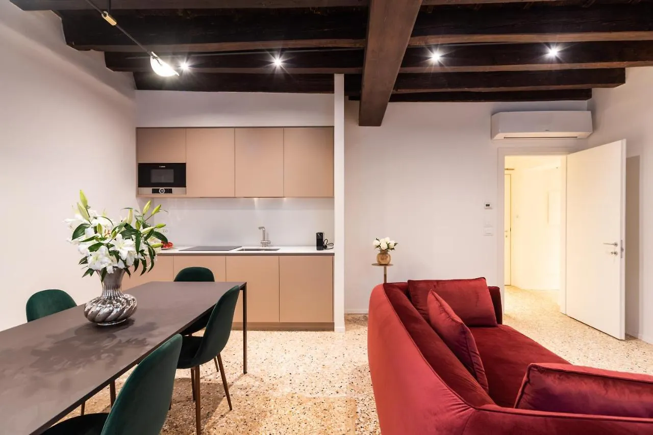 Palazzo Miracoli Apartments Venecia 0*,