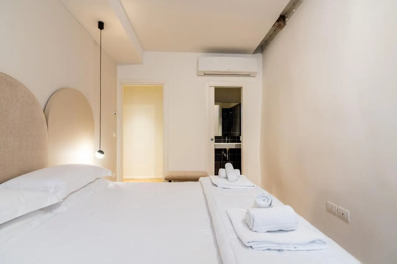 Palazzo Miracoli Apartments Venice